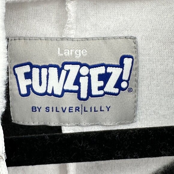 Silver Lilly Funziez Cow One Piece Zip Up Costume Size Large Animals PJs - Picture 6 of 6